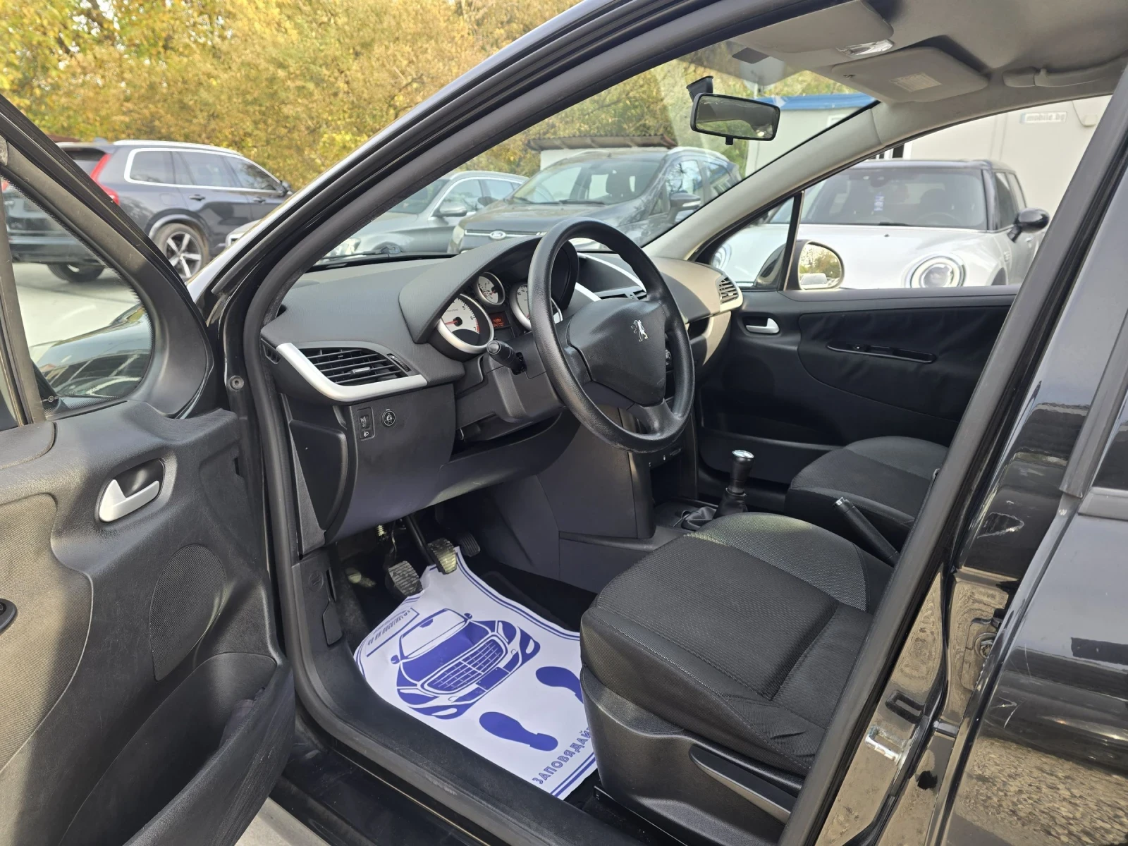 Peugeot 207 1.4 8v 73к.с X-line GPL - изображение 10