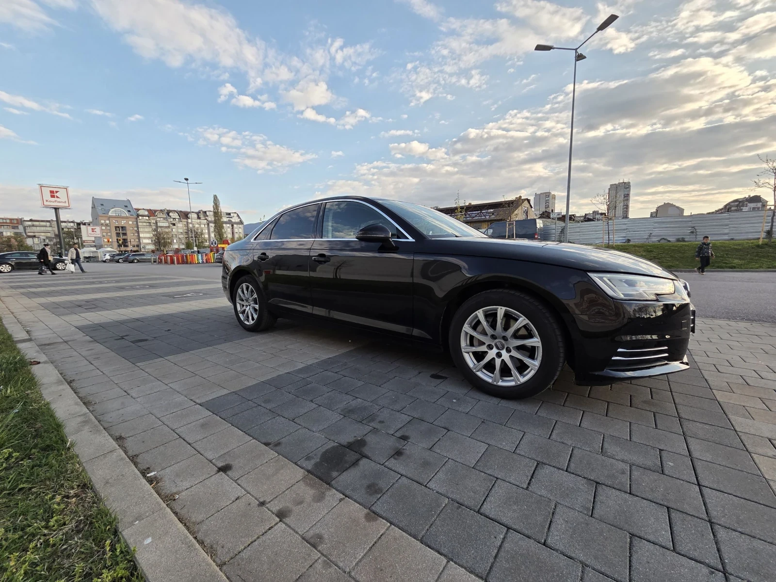 Audi A4 Quattro, снимка 7 - Автомобили и джипове - 53510461