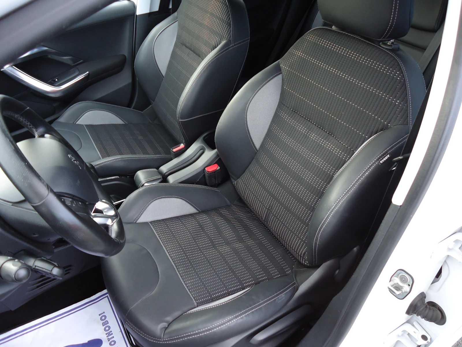 Peugeot 2008 1.6 E-HDI 92 �.�. Allure | Mobile.bg � ����������� 12