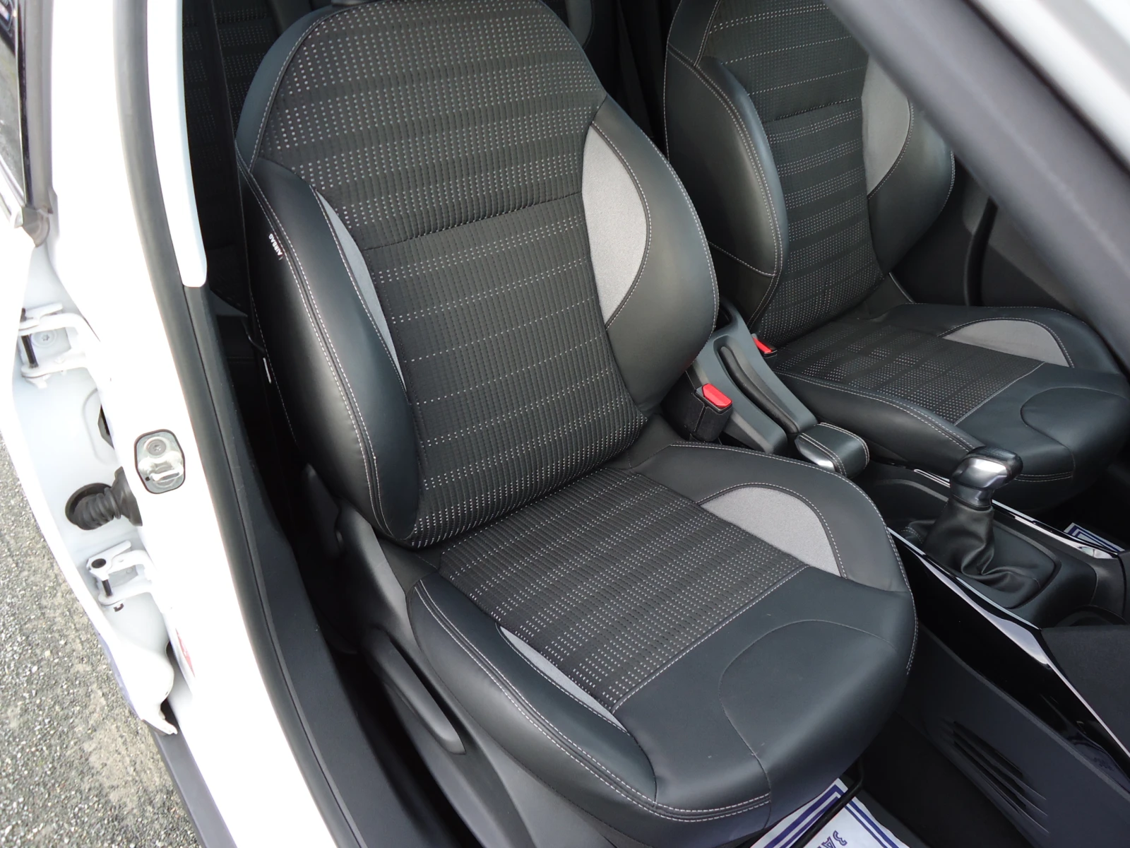 Peugeot 2008 1.6 E-HDI 92 �.�. Allure | Mobile.bg � ����������� 11