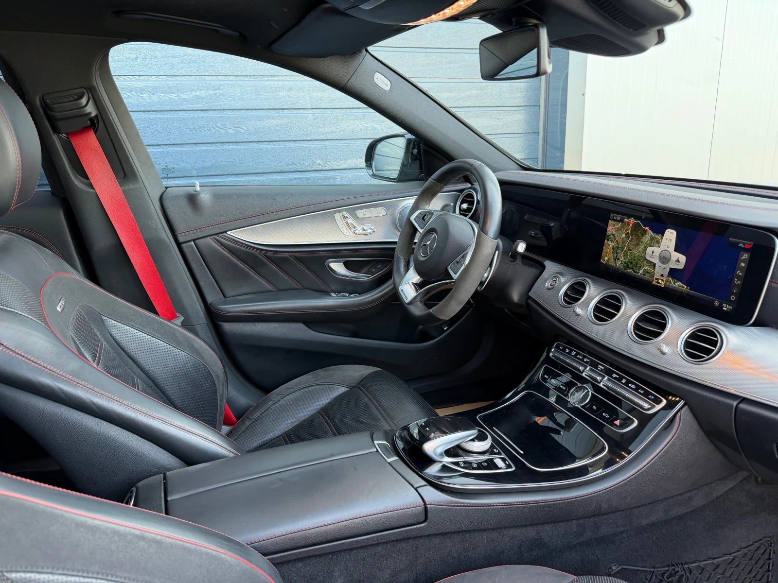 Mercedes-Benz E 43 AMG 4 Matic bi-Turbo 2018 401 k.c | Mobile.bg � ����������� 12