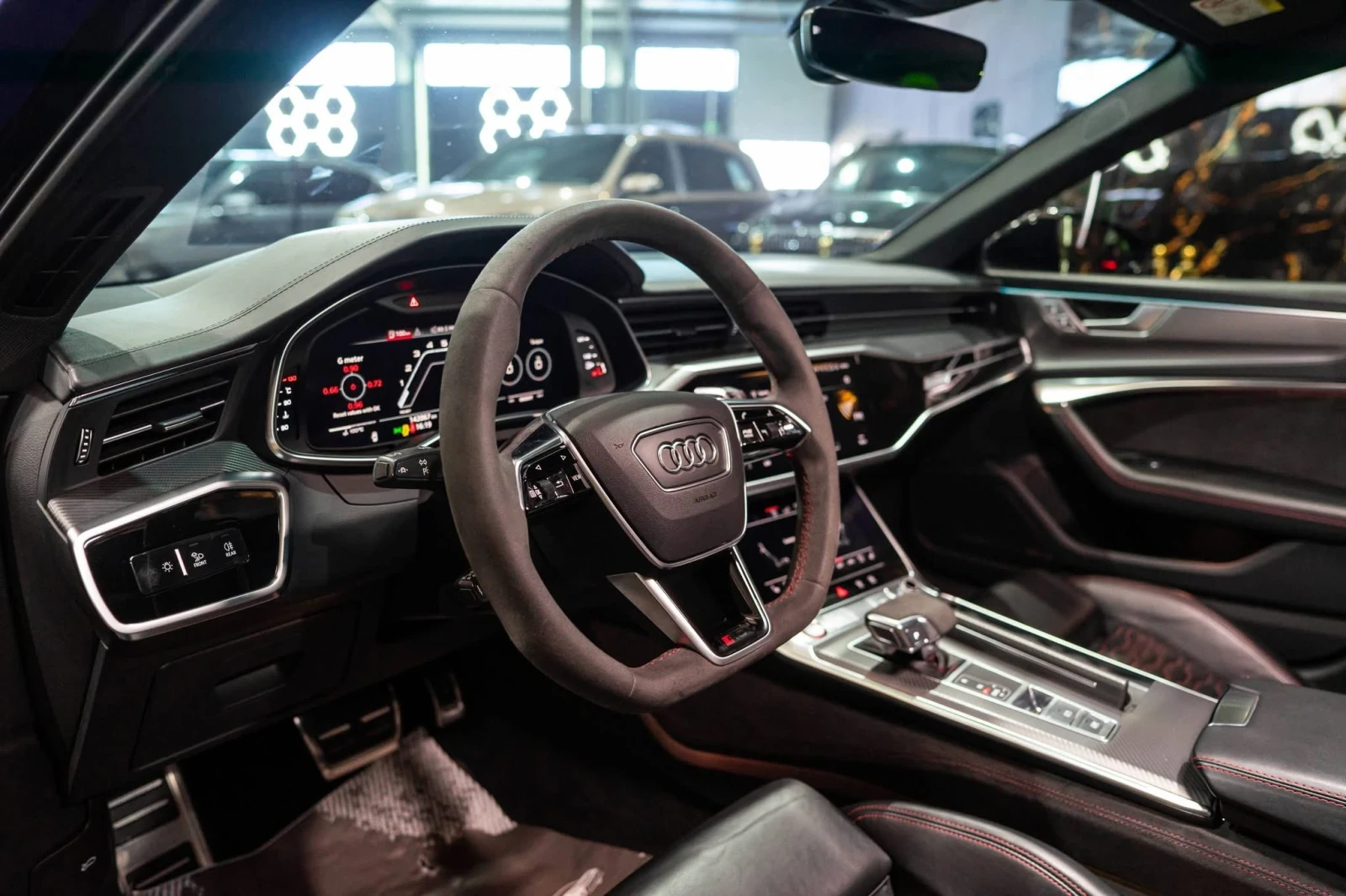 Audi Rs6 4.0 V8 STAGE 1 CARBON CERAMIC B&O ЛИЗИНГ 100%, снимка 12 - Автомобили и джипове - 53746285