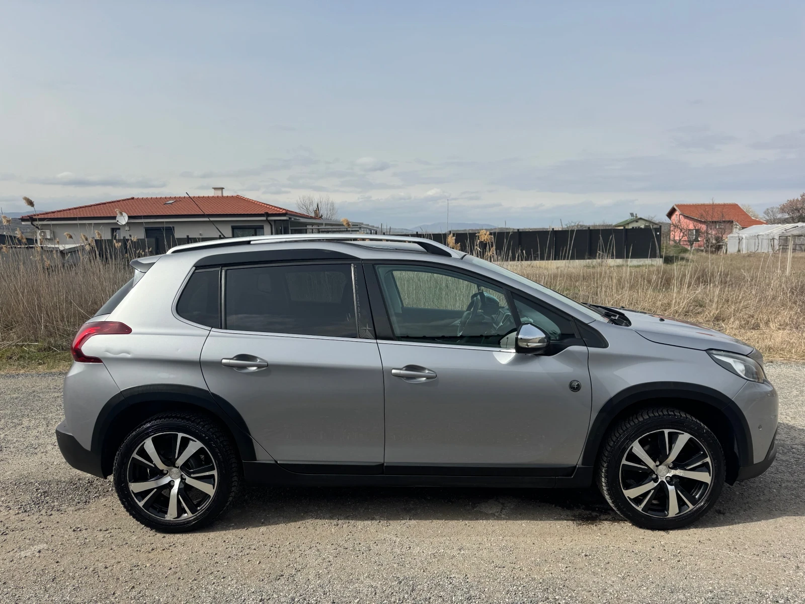 Peugeot 2008 1.2T * CROSSWAY* PANORAMA* FULL* , снимка 4 - Автомобили и джипове - 53903222