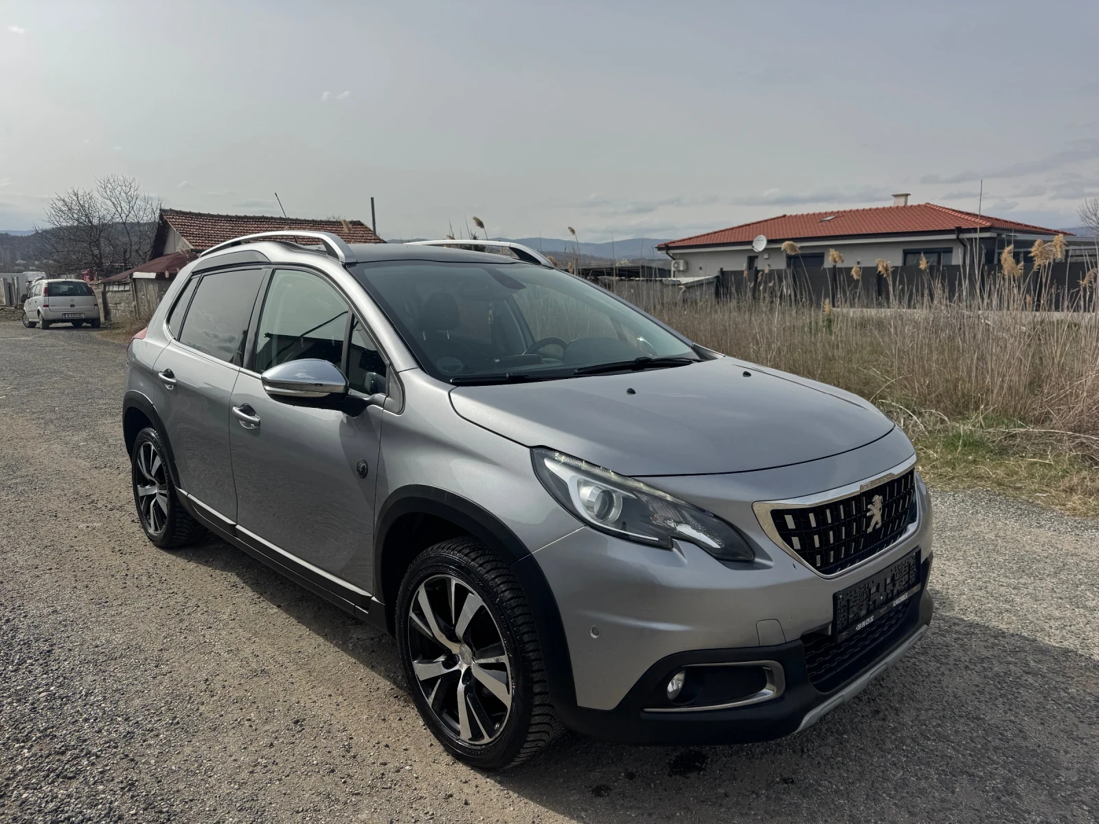 Peugeot 2008 1.2T * CROSSWAY* PANORAMA* FULL* , снимка 3 - Автомобили и джипове - 53903222