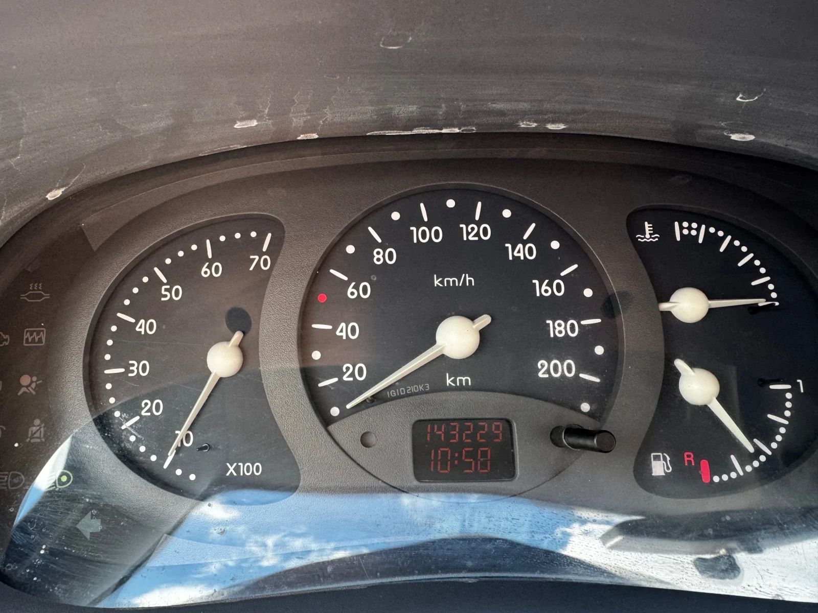 Renault Clio, снимка 12 - Автомобили и джипове - 54156654