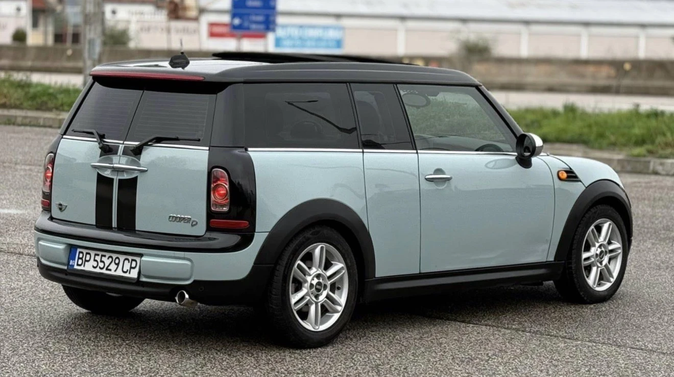 Mini Clubman 1.6d автомат/панорама/обслужена, снимка 3 - Автомобили и джипове - 54810336