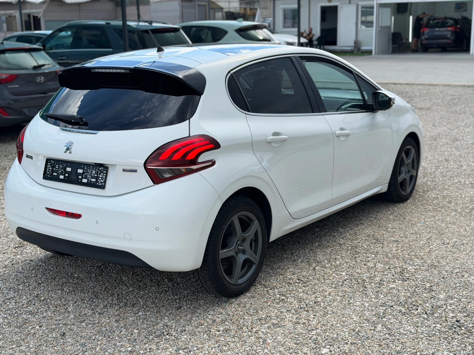 Peugeot 208 1.6d/100hp/NAVI/PANORAMA/CAMERA/, снимка 6 - Автомобили и джипове - 54983269