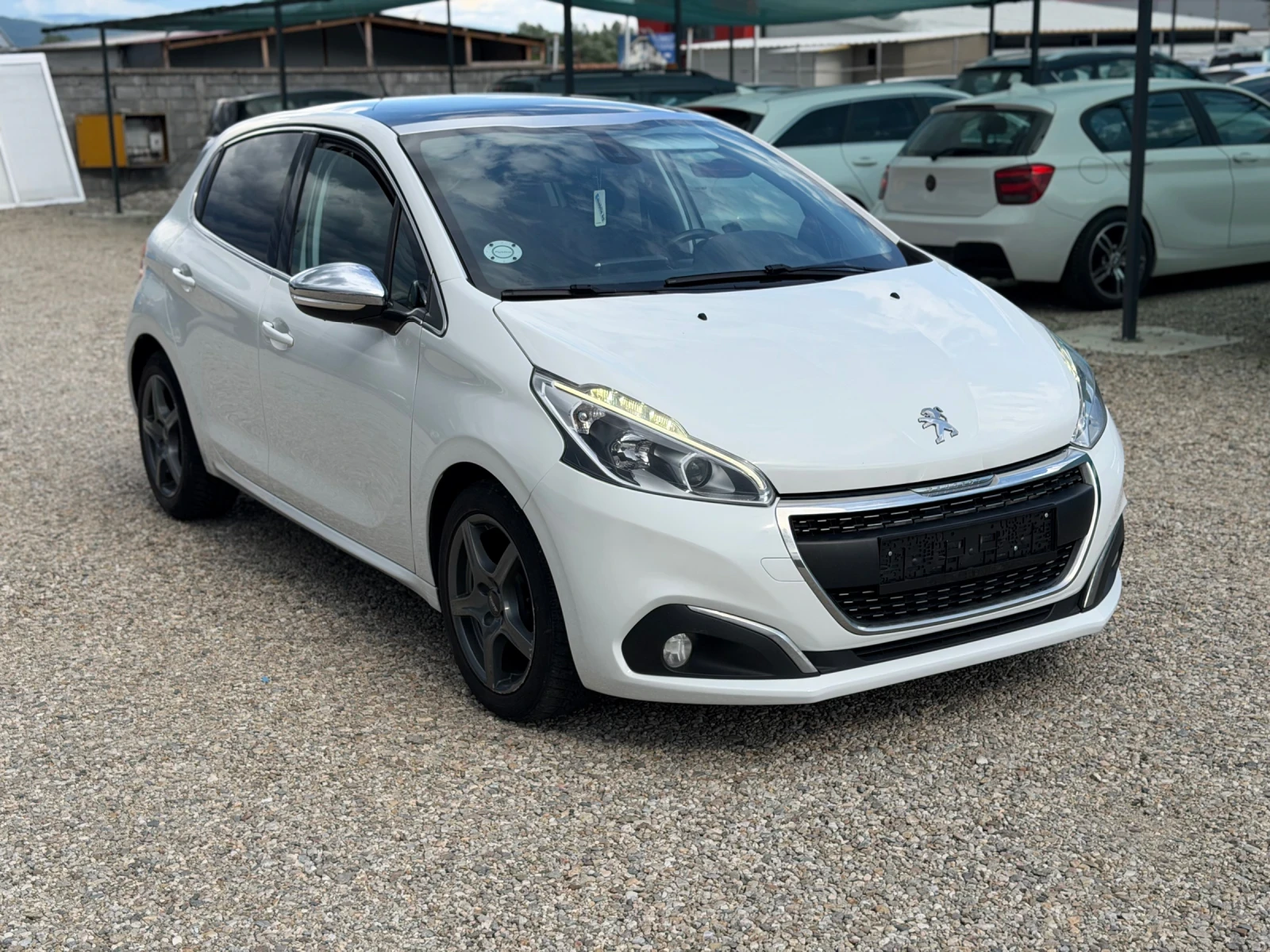 Peugeot 208 1.6d/100hp/NAVI/PANORAMA/CAMERA/, снимка 2 - Автомобили и джипове - 54983269