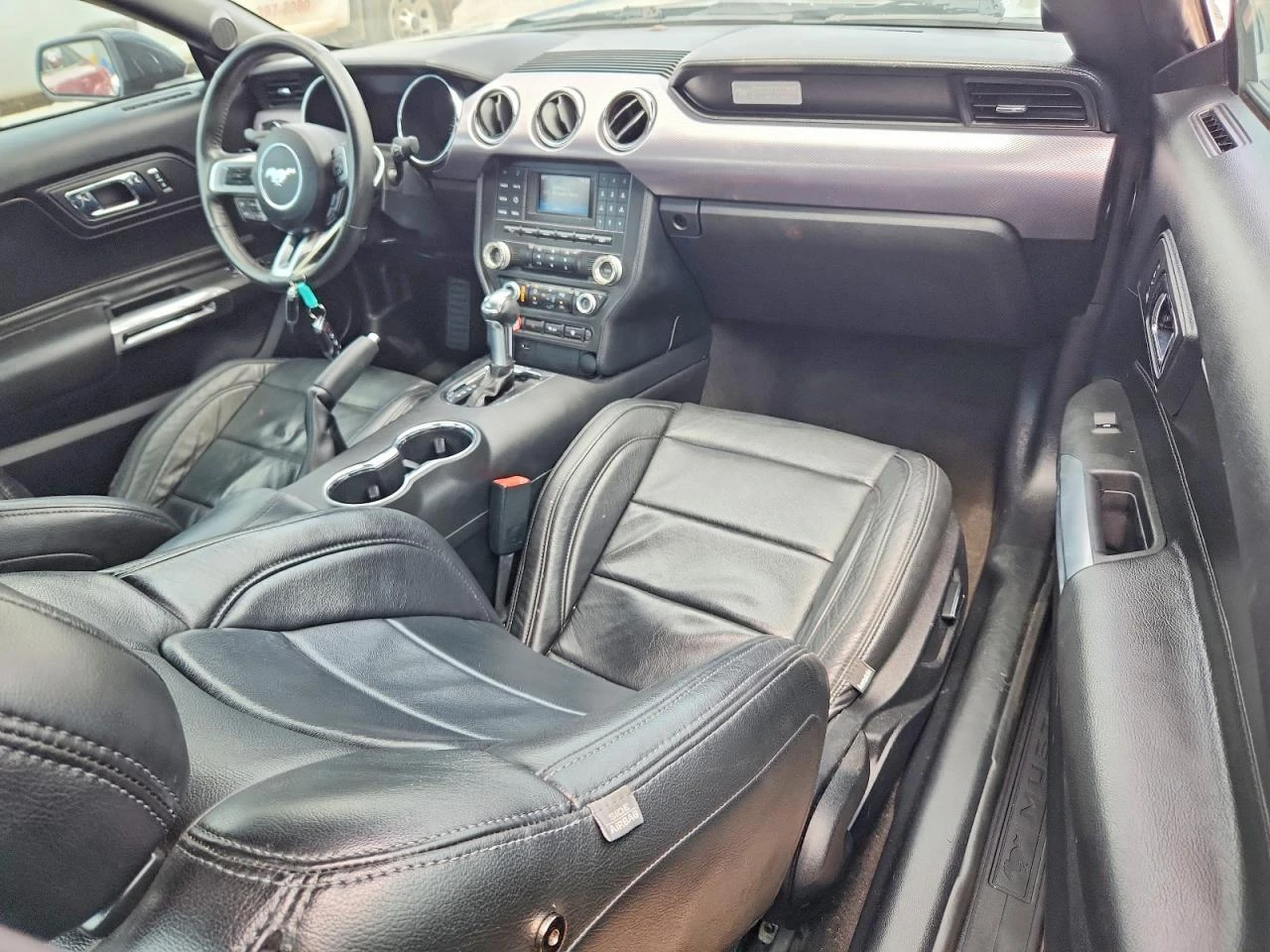 Ford Mustang 2.3l, снимка 8 - Автомобили и джипове - 55243533