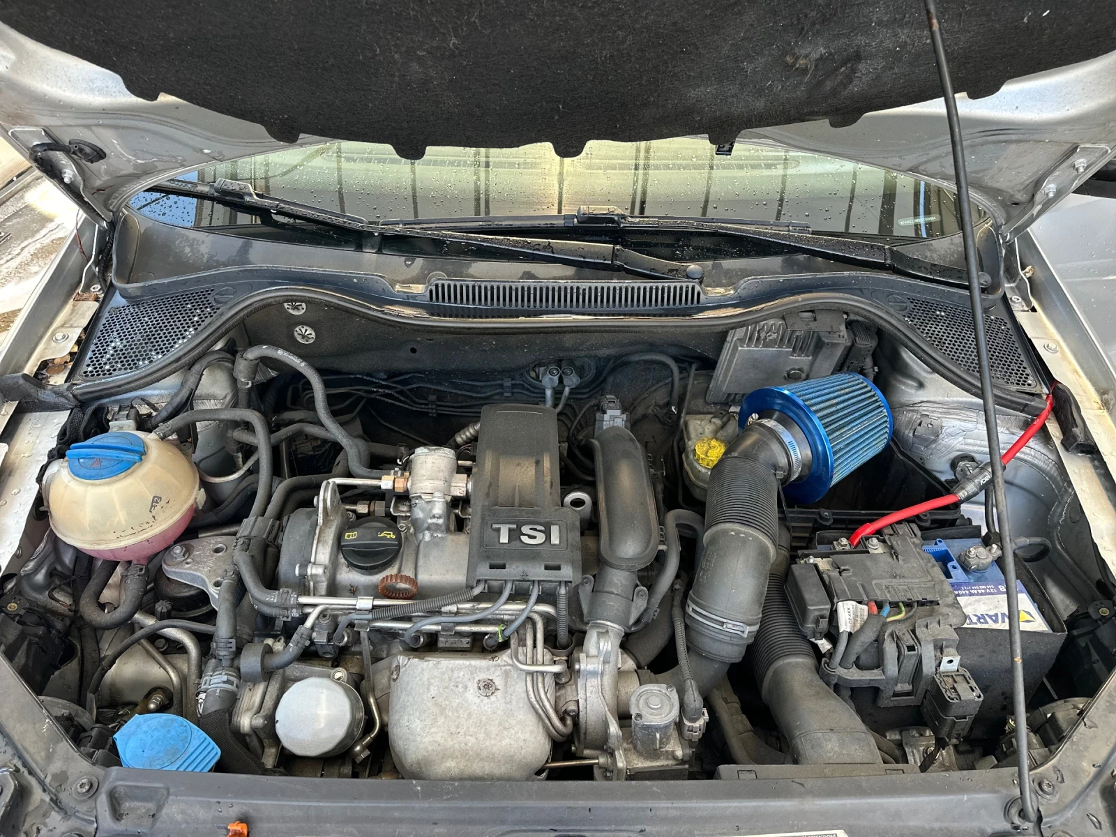 VW Polo, снимка 8 - Автомобили и джипове - 55659714