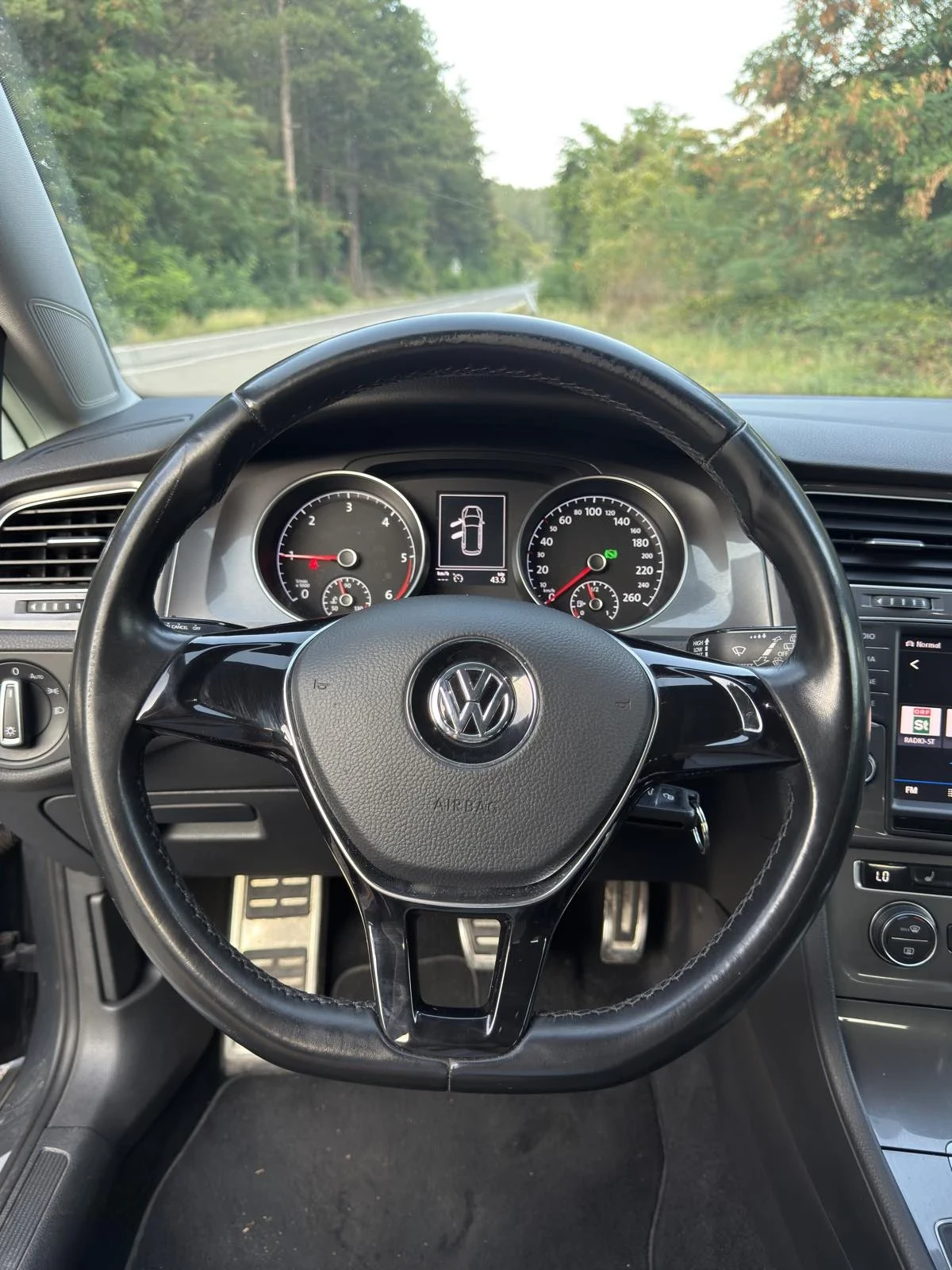 VW Golf, снимка 13 - Автомобили и джипове - 55849461