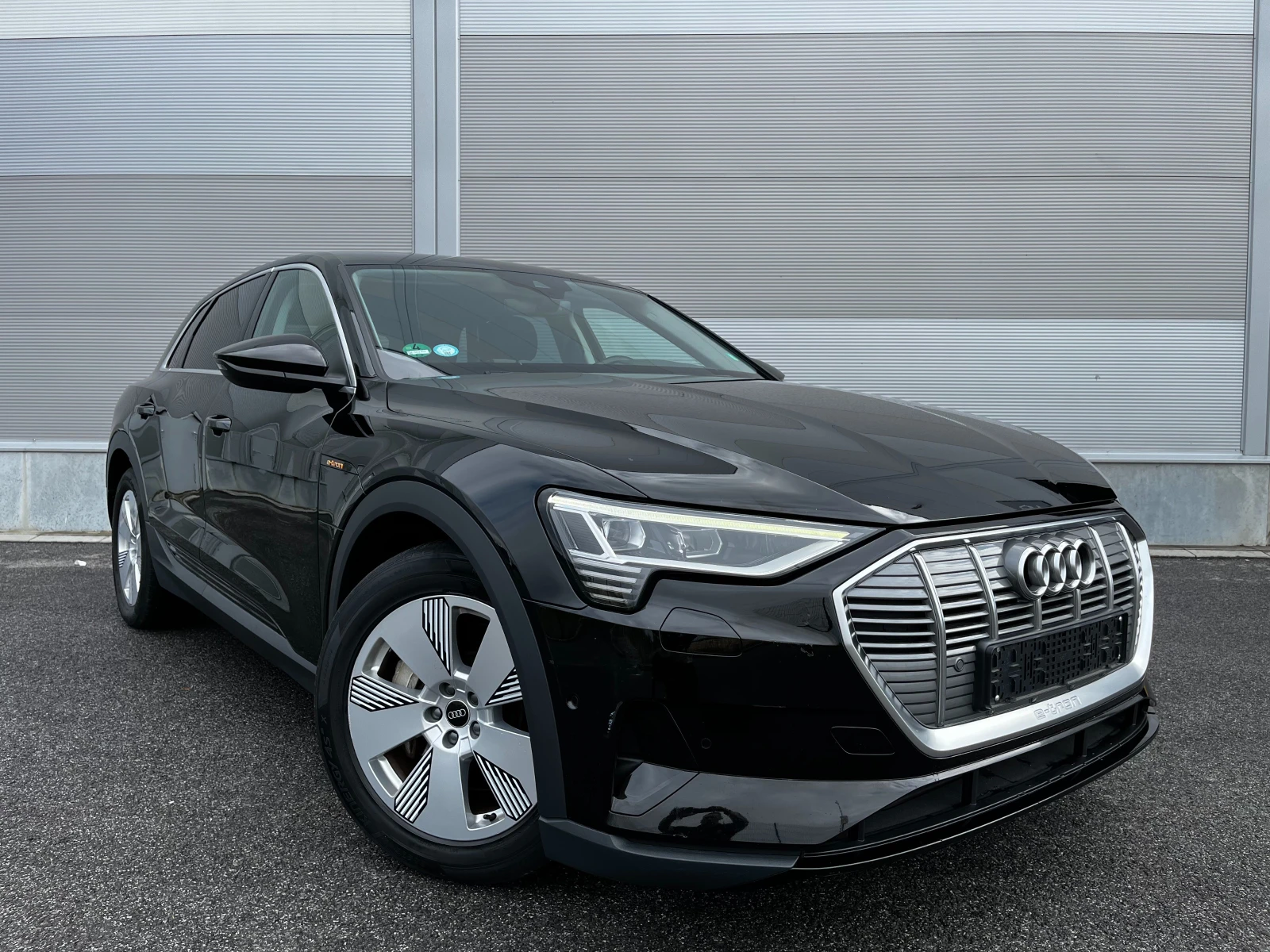 Audi E-Tron Quattro 55 95KWh Business SOH 90%   | Mobile.bg � ����������� 2