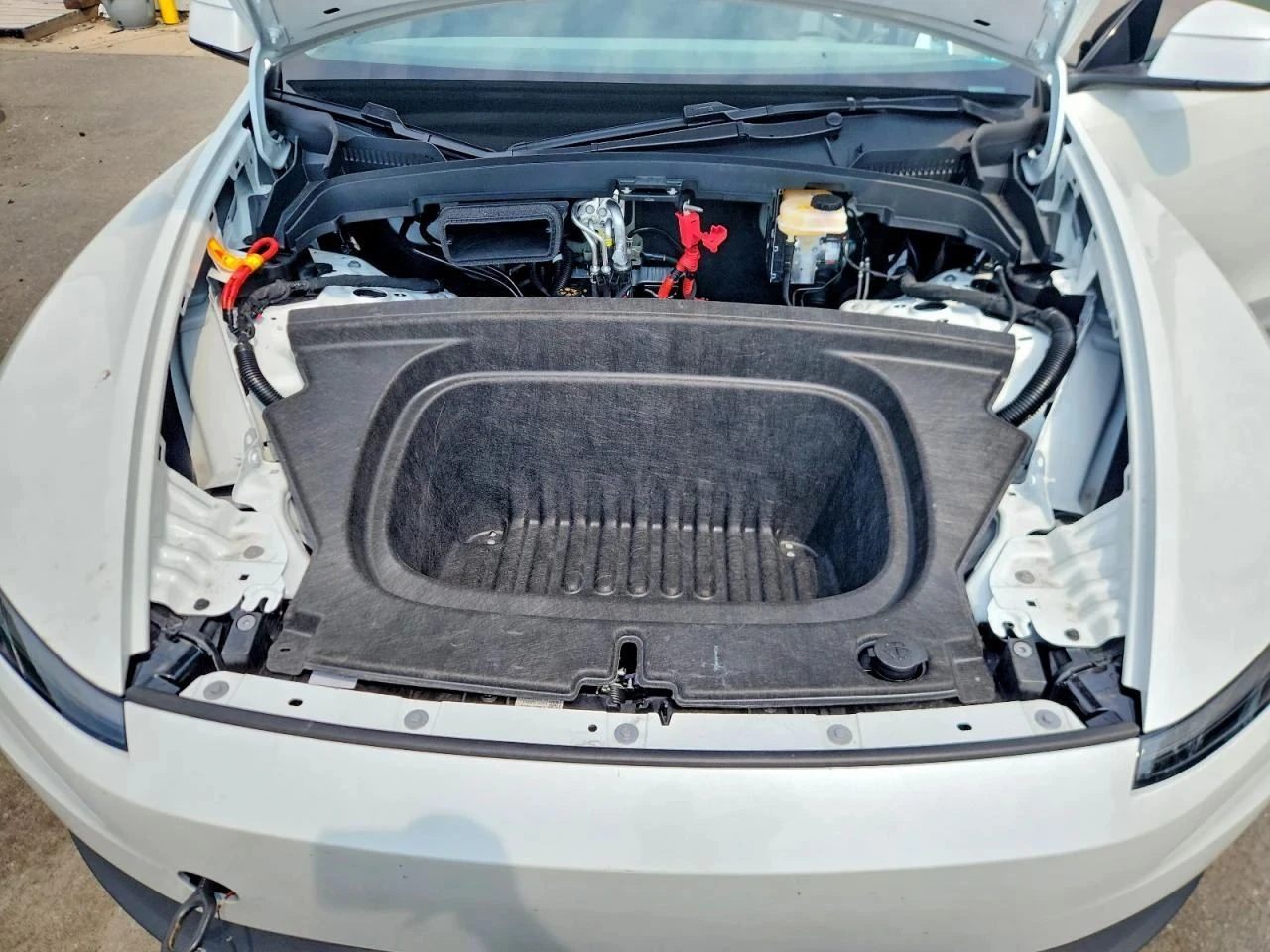 Tesla Model Y, снимка 11 - Автомобили и джипове - 56688511