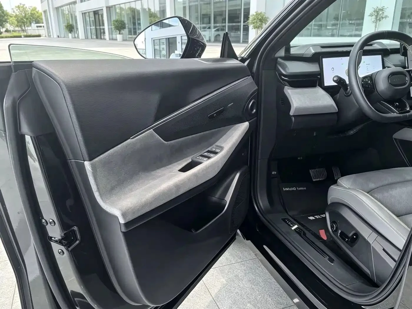 LynkCo 08, снимка 7 - Автомобили и джипове - 56689877