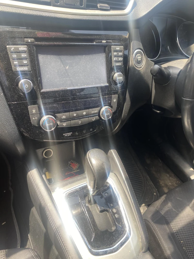 Nissan Qashqai, снимка 9 - Автомобили и джипове - 51186500