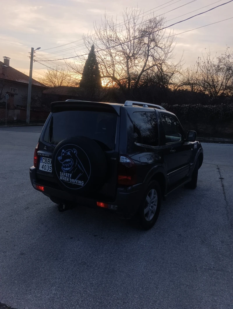 Mitsubishi Pajero, снимка 5 - Автомобили и джипове - 52817518