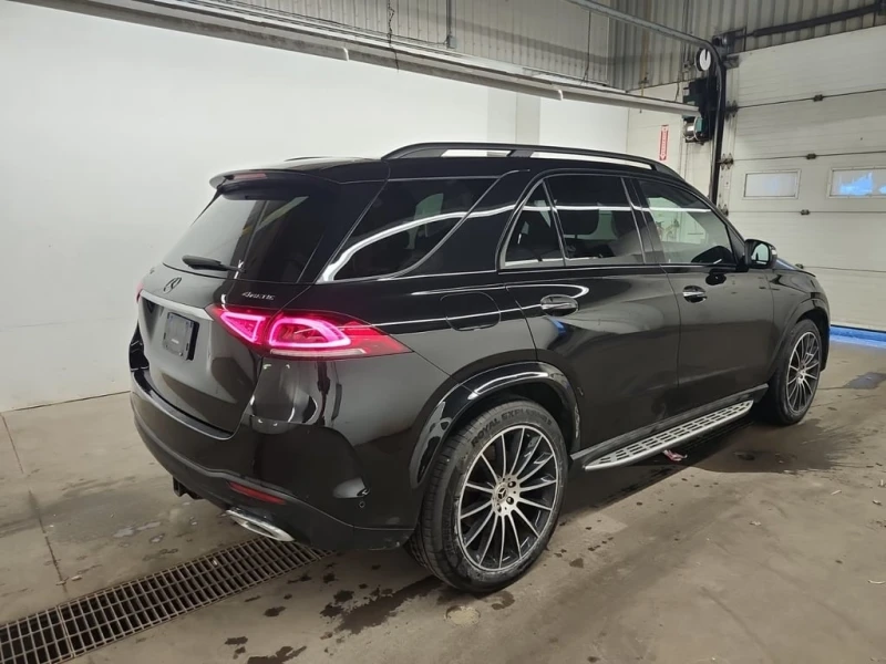 Mercedes-Benz GLE 450 * CARFAX * БЕЗ ПЪРВОНАЧАЛНА ВНОСКА, снимка 4 - Автомобили и джипове - 53091858