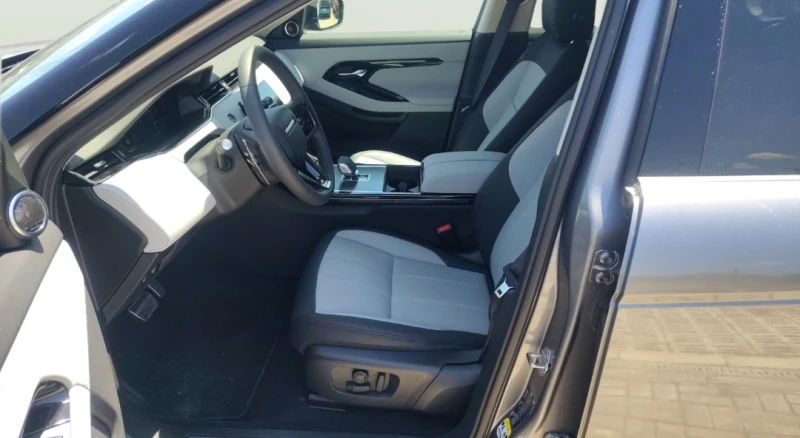 Land Rover Range Rover Evoque 1.5, снимка 13 - Автомобили и джипове - 53145568