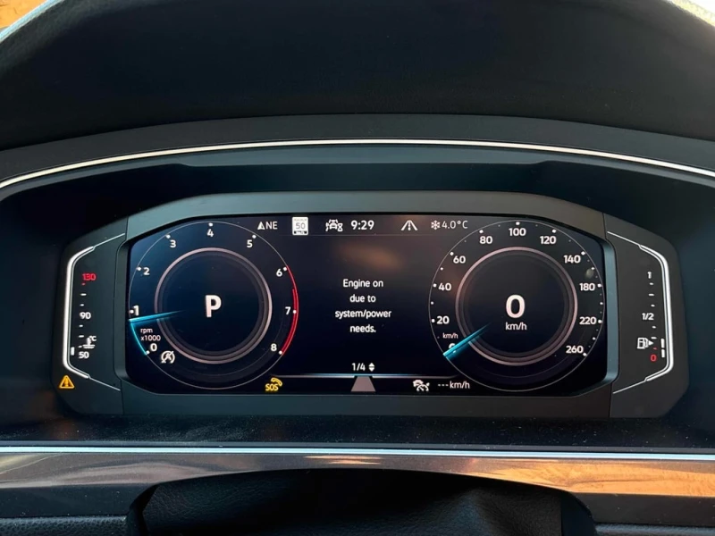 VW Tiguan * Highline R Line * CARFAX * , снимка 8 - Автомобили и джипове - 53186773