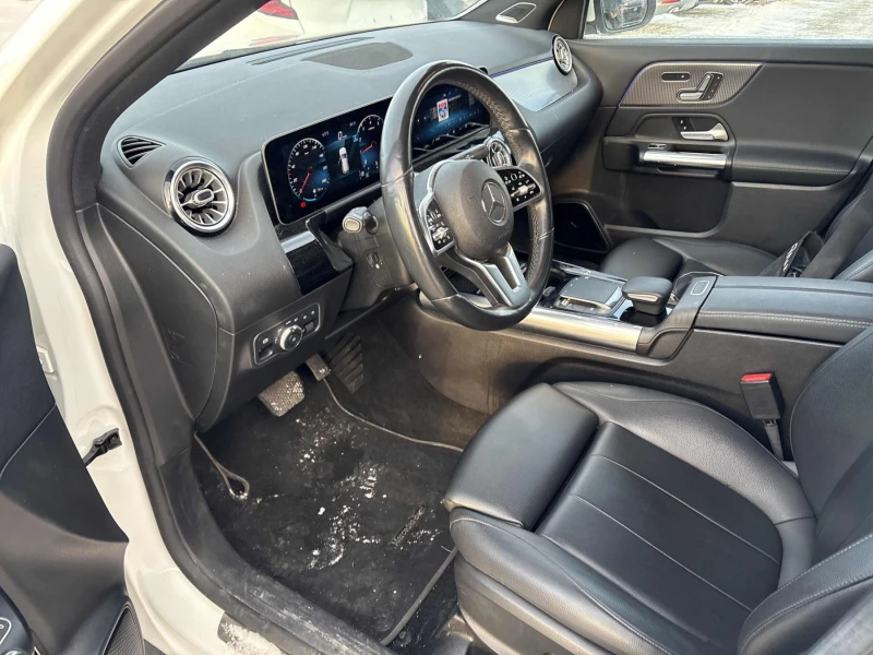 Mercedes-Benz GLA 250 2.0L 4MATIC, снимка 7 - Автомобили и джипове - 53282087