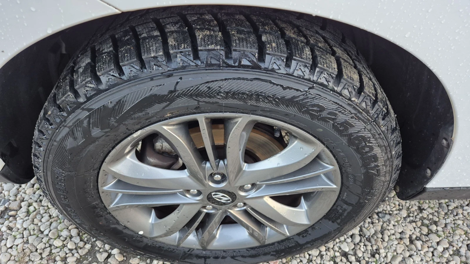 Hyundai IX35 1.6 БЕНЗИН 114хил.РЕАЛНИ ЛИЗИНГ ВИДЕО  - изображение 3