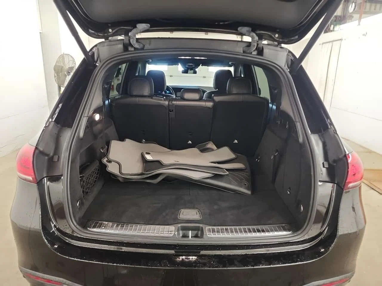 Mercedes-Benz GLE 450 ДИСТРОНИК * 360 * BURMESTER * PANO * ПОДГРЕВИ, снимка 14 - Автомобили и джипове - 54743829