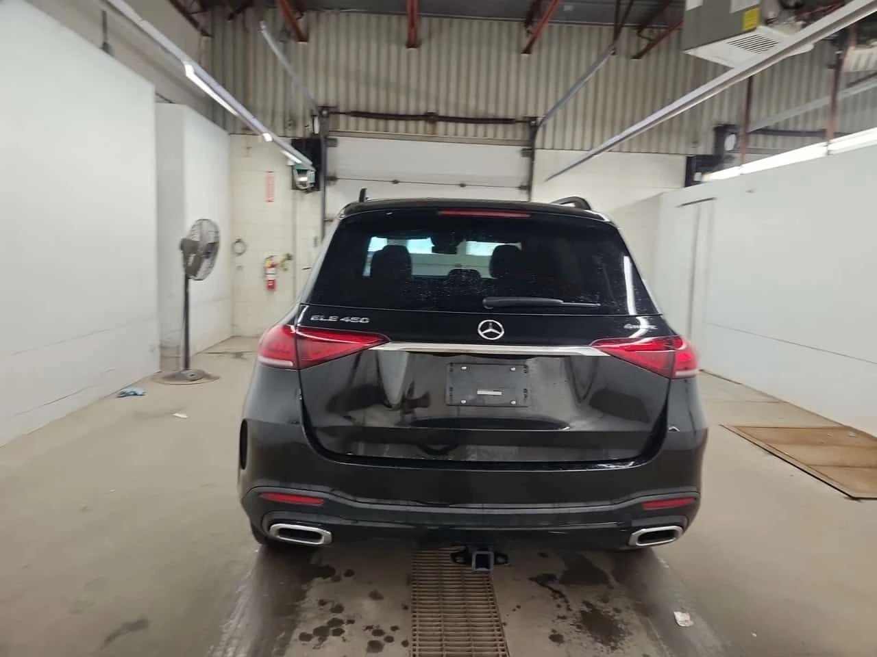 Mercedes-Benz GLE 450 ДИСТРОНИК * 360 * BURMESTER * PANO * ПОДГРЕВИ, снимка 17 - Автомобили и джипове - 54743829