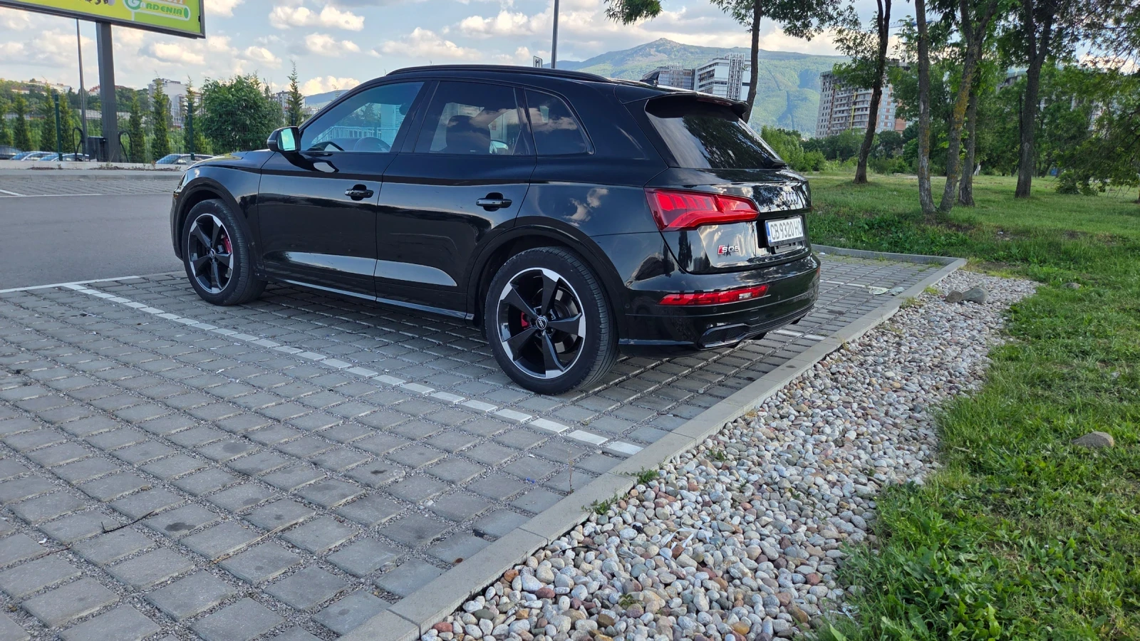 Audi SQ5 Prestige, снимка 3 - Автомобили и джипове - 55539180