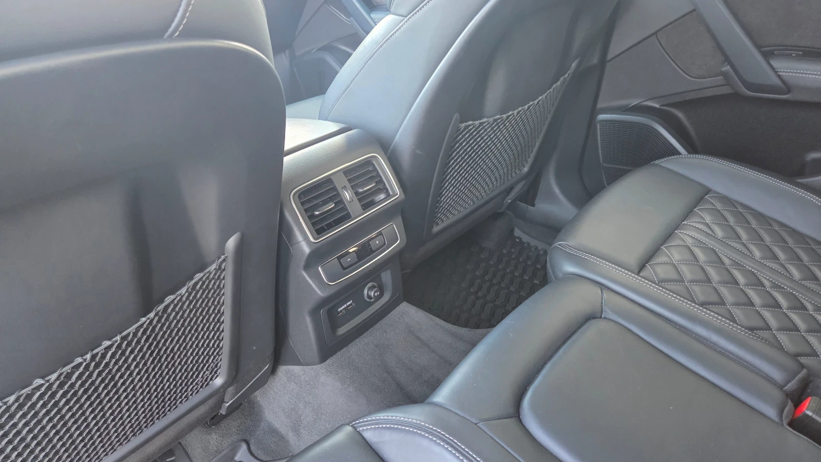 Audi SQ5 Prestige, снимка 13 - Автомобили и джипове - 55539180