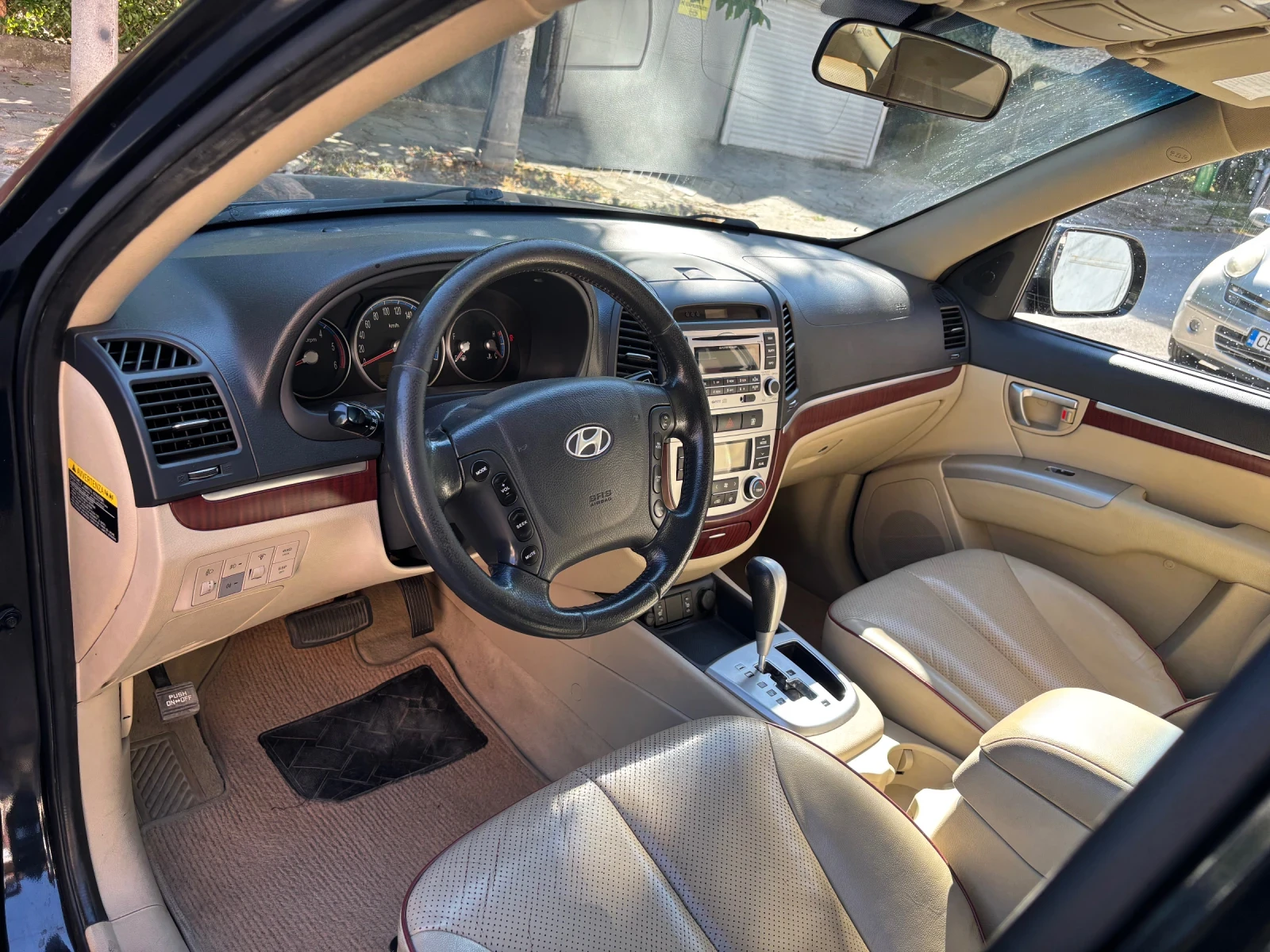 Hyundai Santa fe, снимка 9 - Автомобили и джипове - 55681602