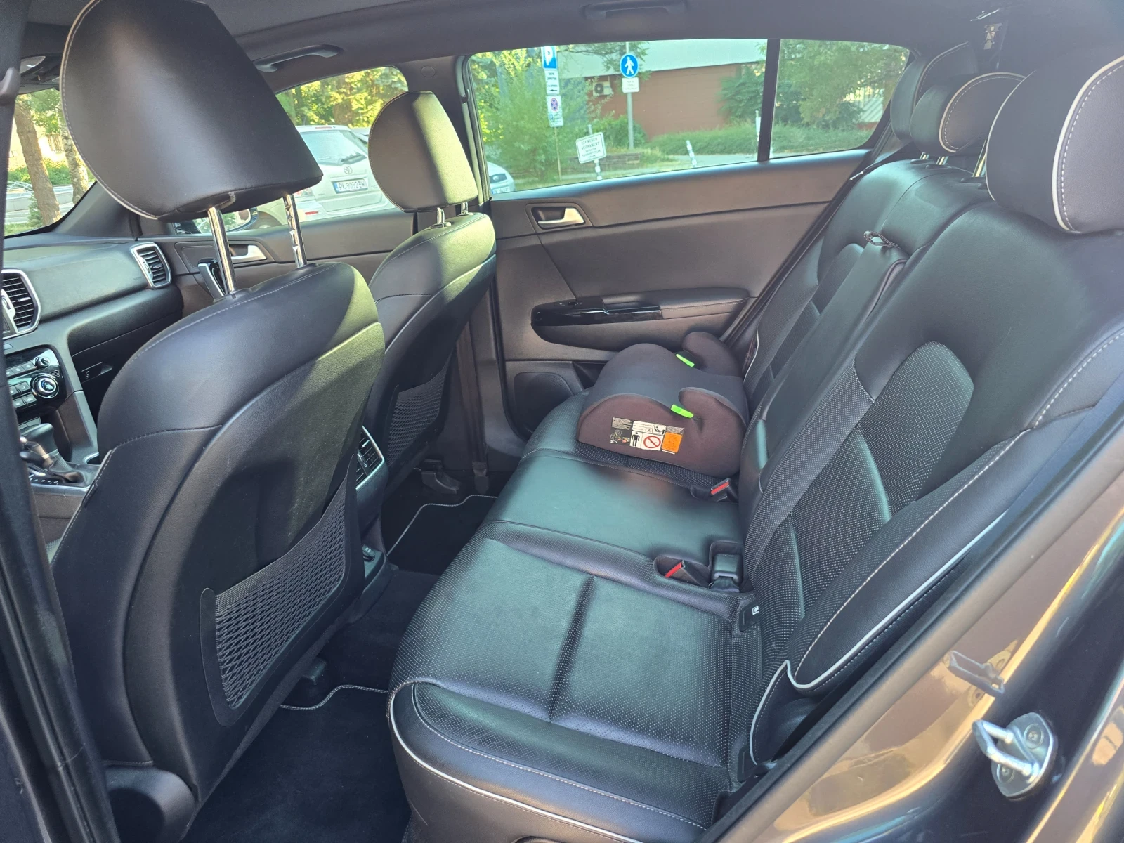 Kia Sportage 1.7 GT-LINE  Keyless JBL, снимка 10 - Автомобили и джипове - 55704090