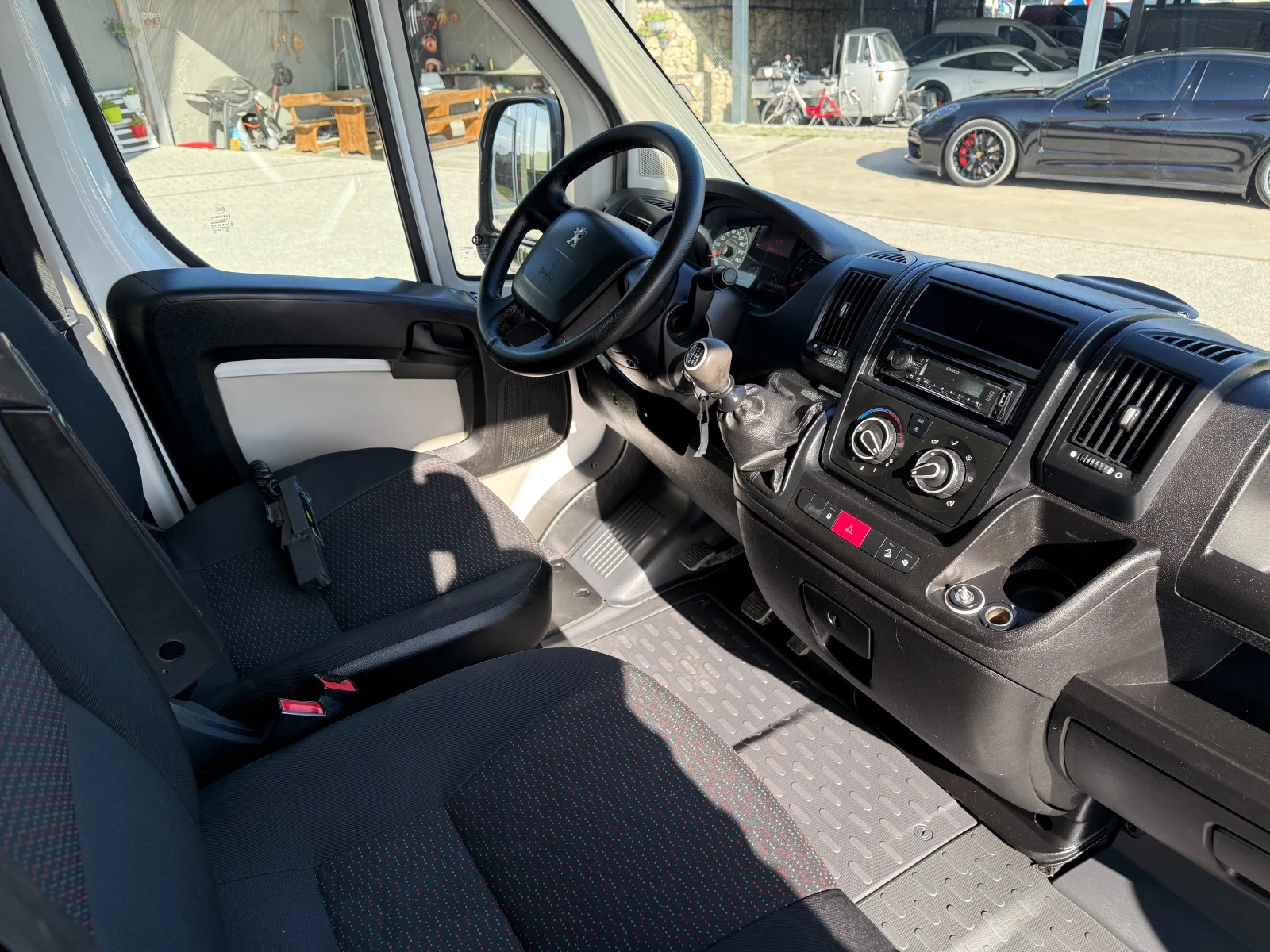 Peugeot Boxer Климатик Euro 6b 3.11м., снимка 12 - Бусове и автобуси - 54334838