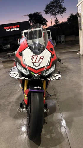 Aprilia RSV4 1100 Factory, снимка 3