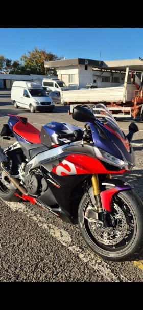 Aprilia RSV4 1100 Factory, снимка 9