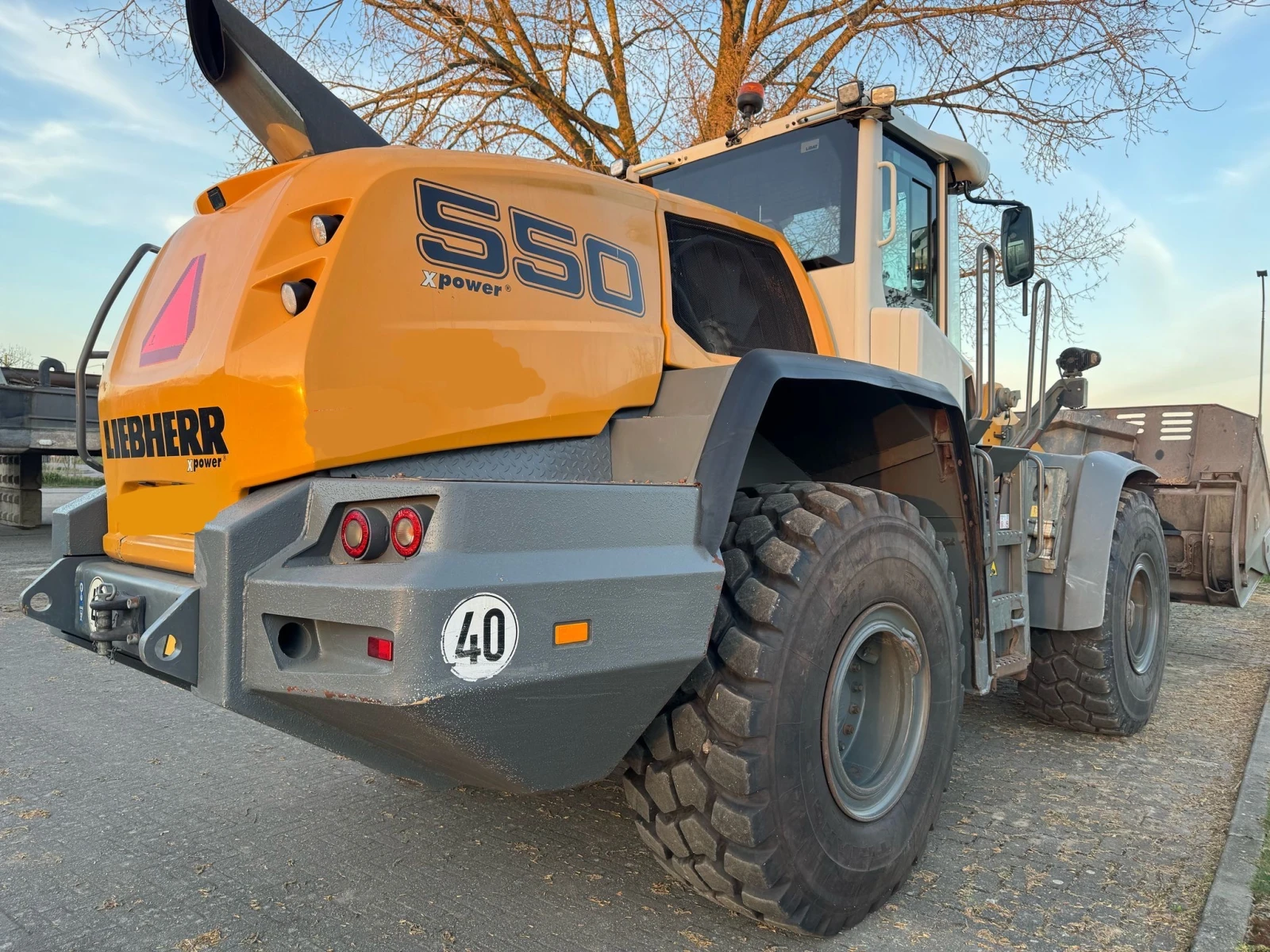 Челен товарач Liebherr 2 БРОЯ L 550 Xpower ЛИЗИНГ - изображение 7