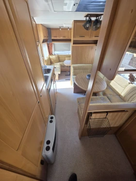Каравана Knaus Royale Azur 650 SFK, снимка 14