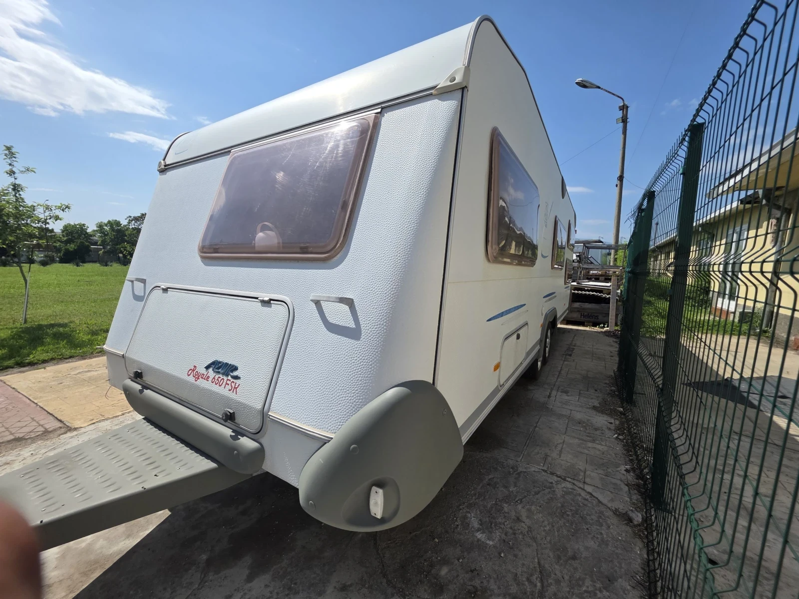 Каравана Knaus Royale Azur 650 SFK