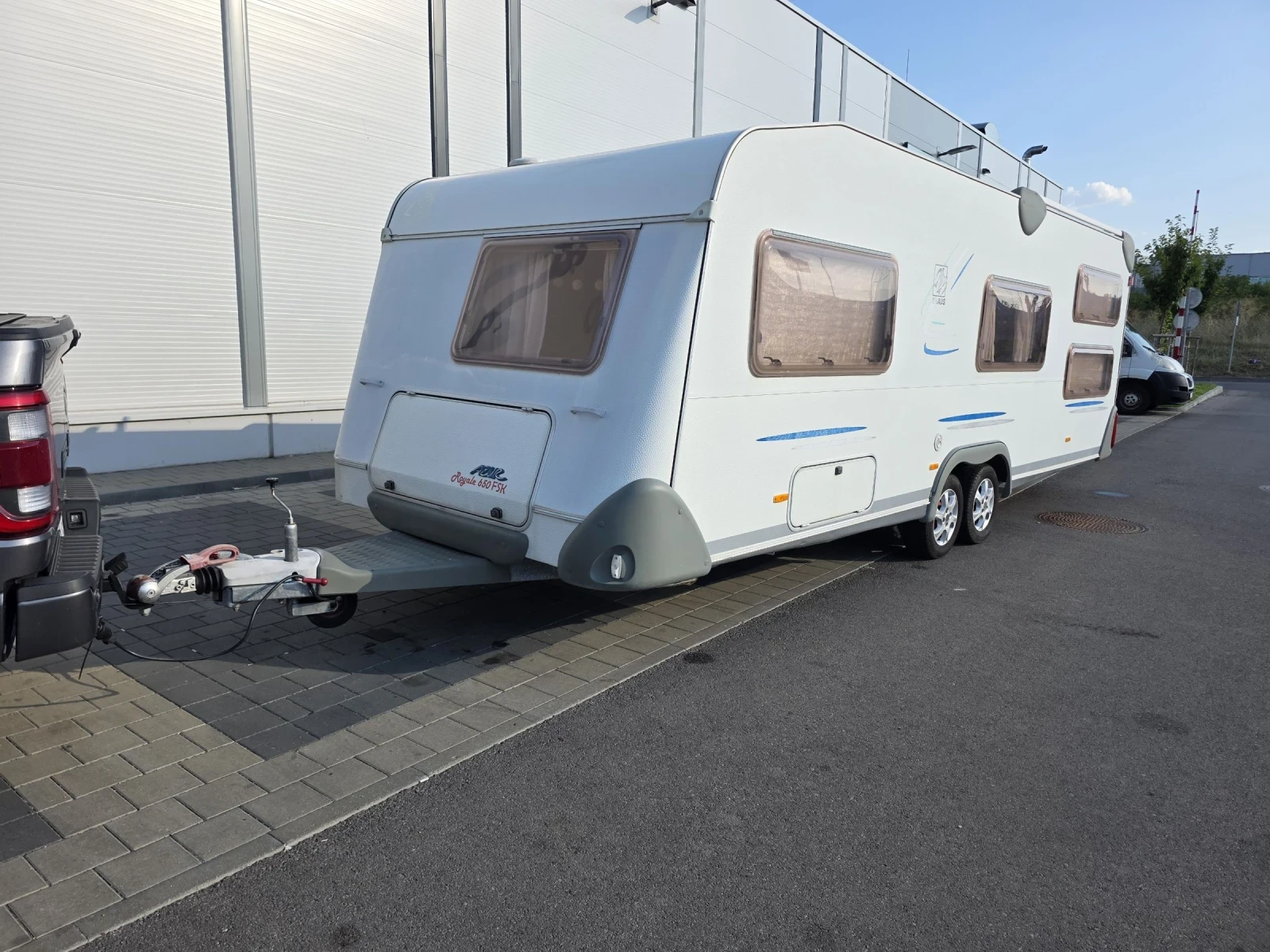 Каравана Knaus Royale Azur 650 FSK