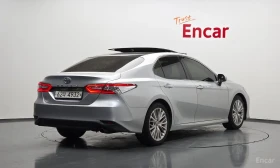 Toyota Camry 2.5 Бензин, снимка 2