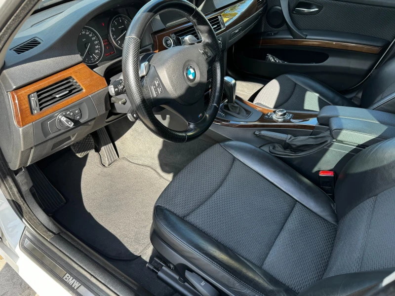 BMW 330 330XI LCI Facelift, снимка 15 - Автомобили и джипове - 46806539