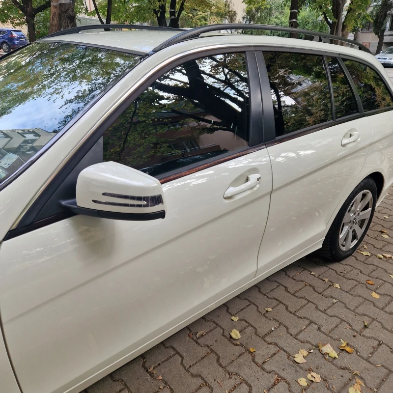 Mercedes-Benz C 180, снимка 9 - Автомобили и джипове - 47544749