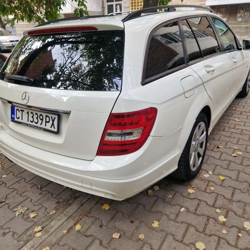 Mercedes-Benz C 180, снимка 16 - Автомобили и джипове - 47544749