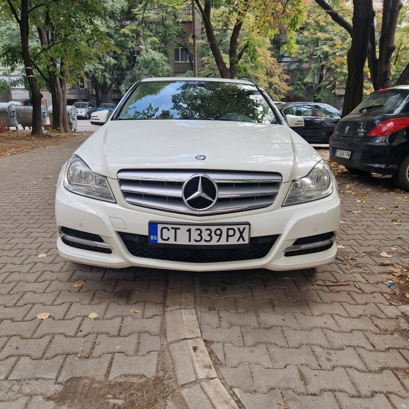 Mercedes-Benz C 180, снимка 14 - Автомобили и джипове - 47544749