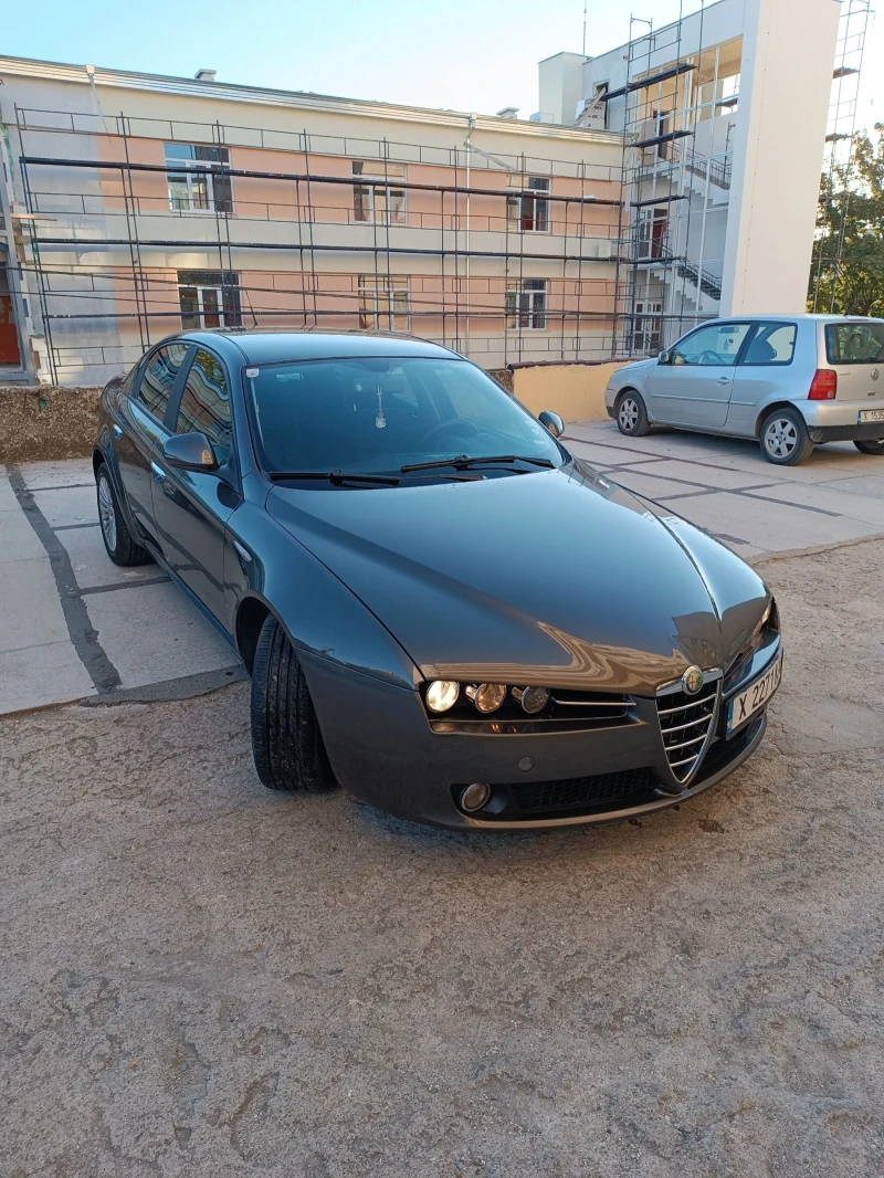 Alfa Romeo 159, снимка 1 - Автомобили и джипове - 47669546