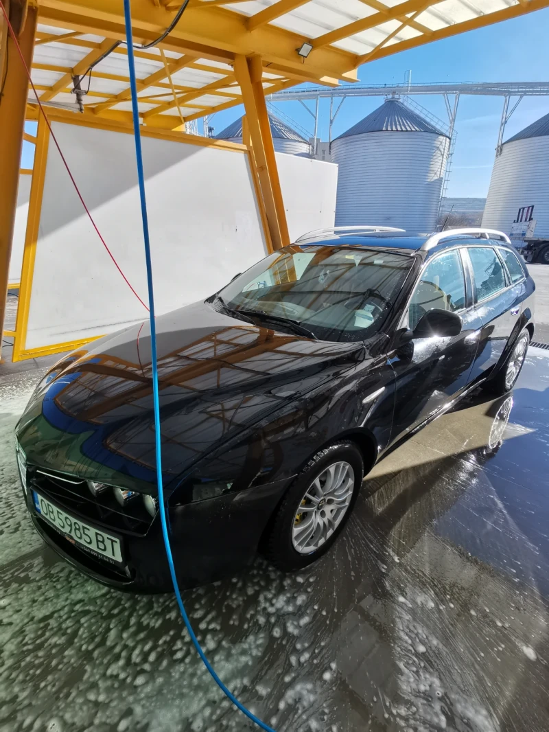 Alfa Romeo 159 sportwagon 1.9 JTD, снимка 2 - Автомобили и джипове - 48612024