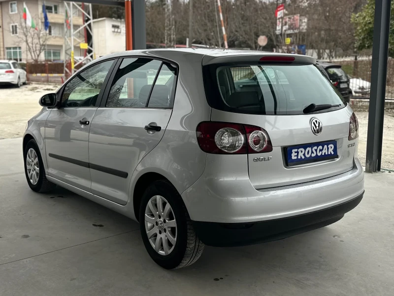 VW Golf Plus 1.6/FSI, снимка 5 - Автомобили и джипове - 49257662