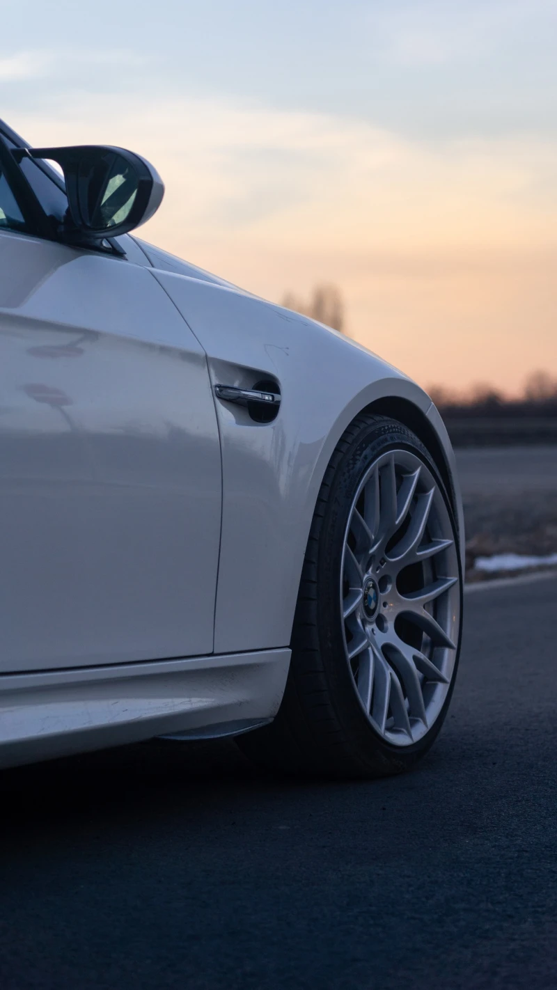 BMW M3, снимка 2 - Автомобили и джипове - 52647382