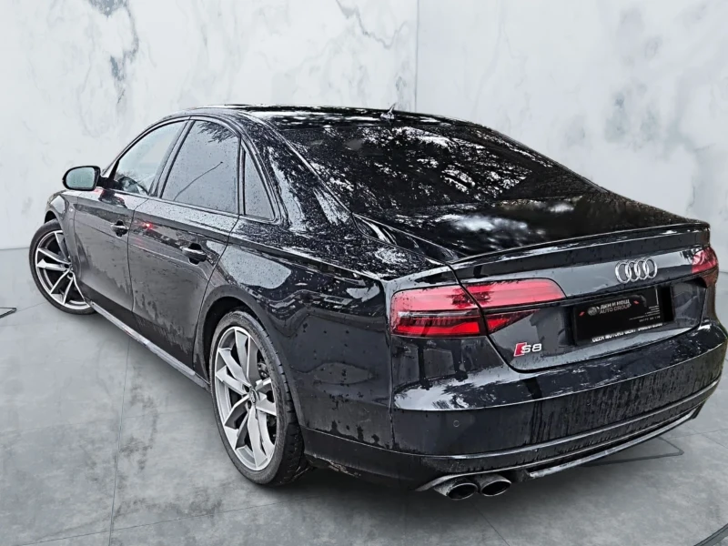 Audi S8 ОЧАКВАН ВНОС Audi S8 Plus CERAMIC* 3xTV, снимка 2 - Автомобили и джипове - 52751580