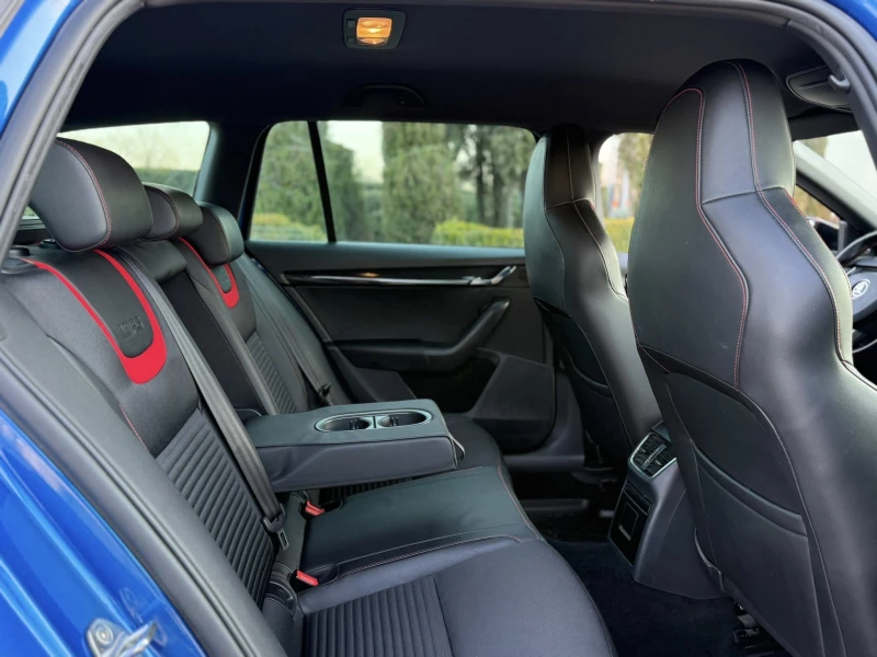 Skoda Octavia VRS, снимка 8 - Автомобили и джипове - 52873736