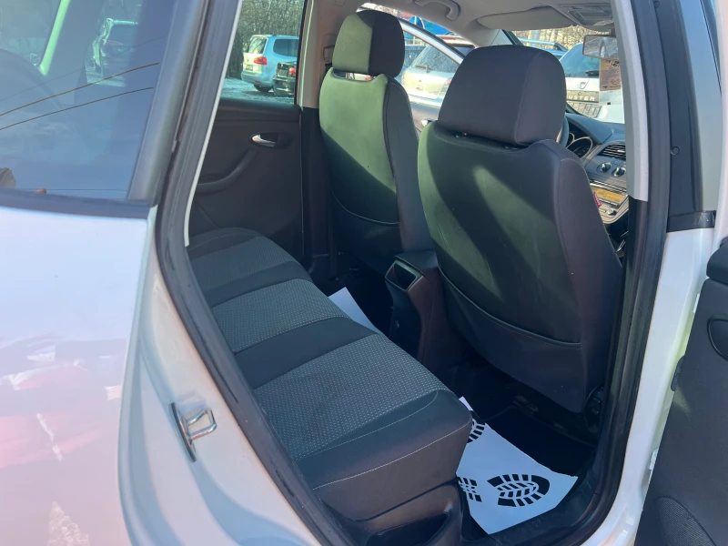 Seat Altea XL 1.6 ФАБРИЧНА ГАЗ, снимка 12 - Автомобили и джипове - 53044711
